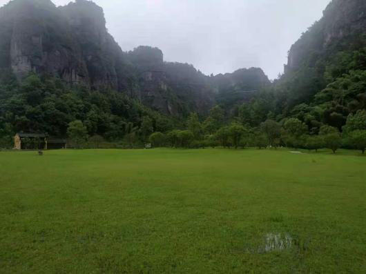 安科瑞组织绍兴柯岩+新昌十九峰+天烛仙境旅游